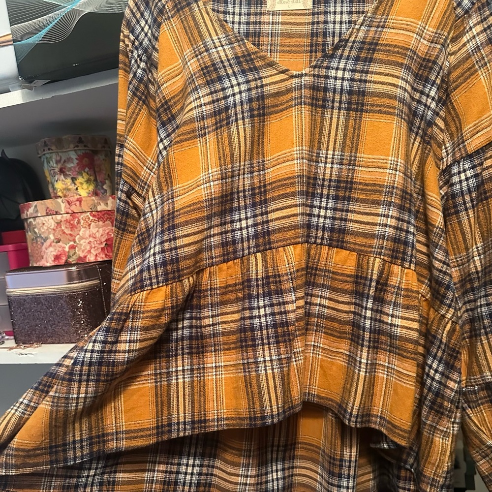 Altar’d State Woman’s Babydoll Flannel Top Size Large